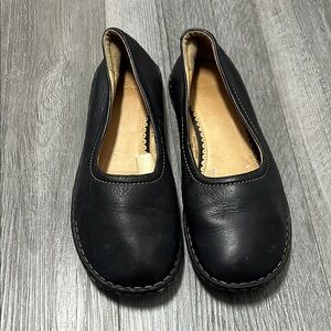 Lands' End Black Leather Flats